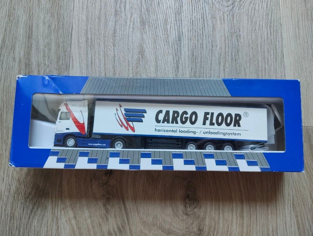Tematoys DAF XF Super space cab - Cargo Floor, Ophalen of Verzenden, Nieuw, Bus of Vrachtwagen