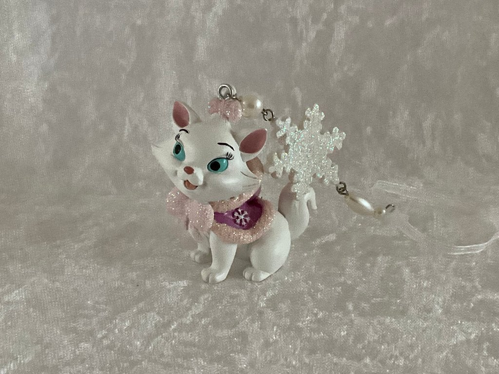 Disney aristocats - Disney ornament van Marie, Verzamelen, Ophalen of Verzenden, Overige figuren, Zo goed als nieuw, Beeldje of Figuurtje
