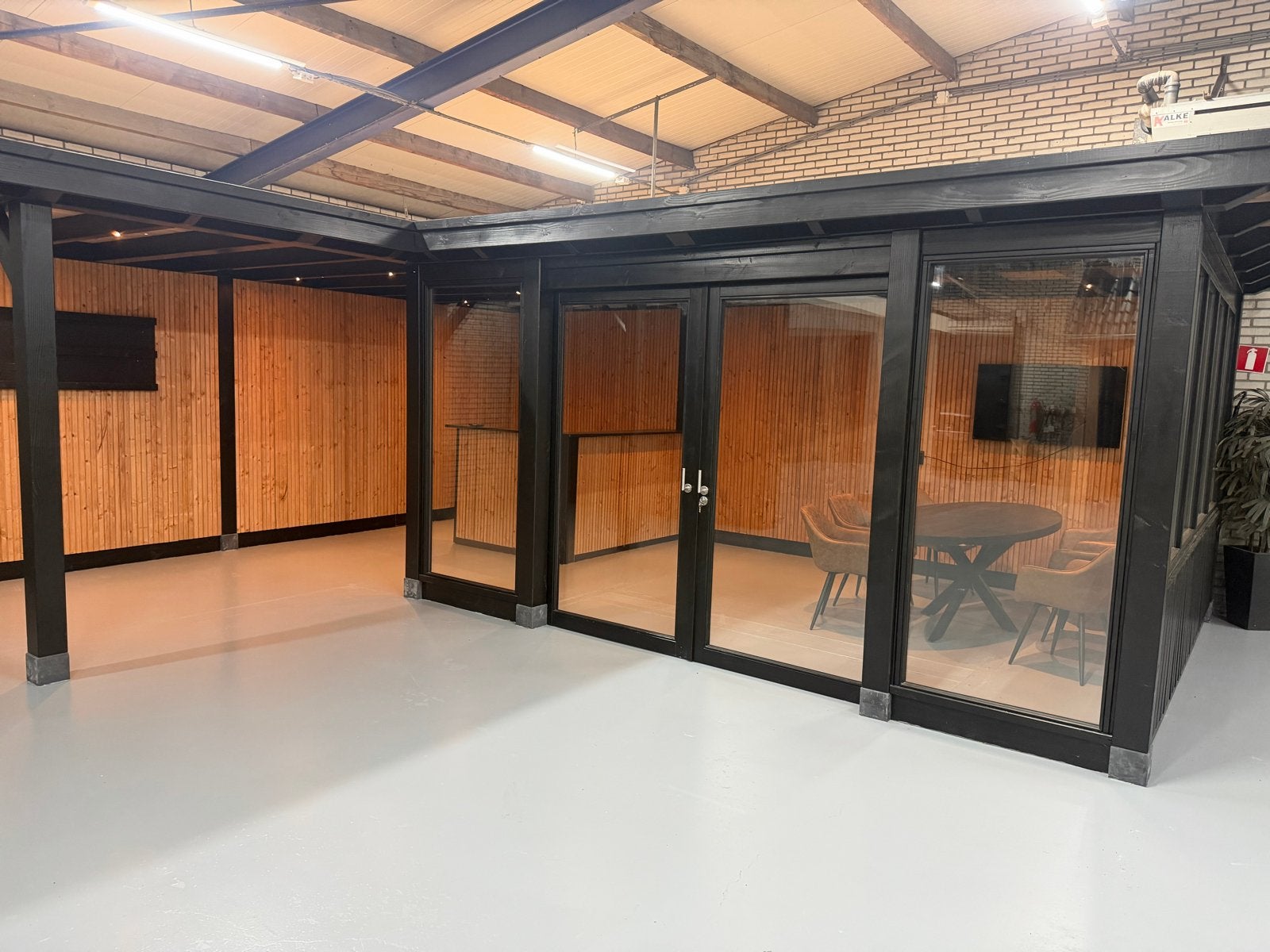 Showroom model: Luxe Tuinpaviljoen met Dubbel Glas, Ophalen, Zo goed als nieuw, Tuinpaviljoen