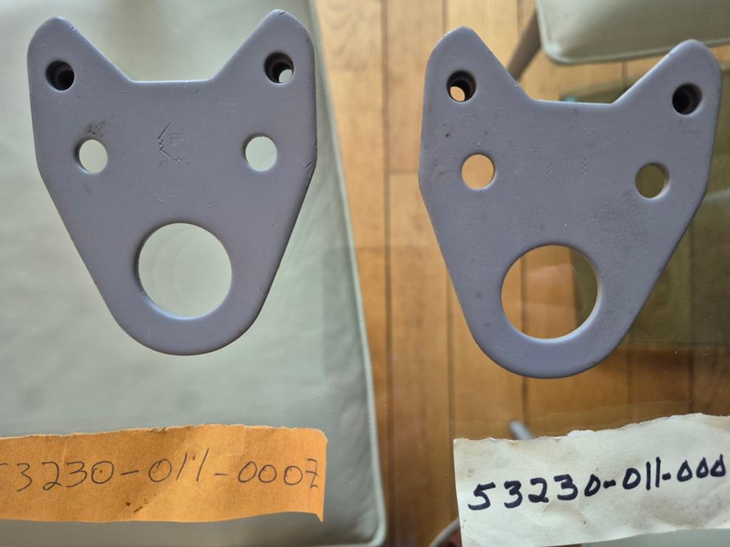 Honda c110 stuurhouder onderplaat NOS, (nog 2x), Ophalen of Verzenden, Nieuw, Overige merken