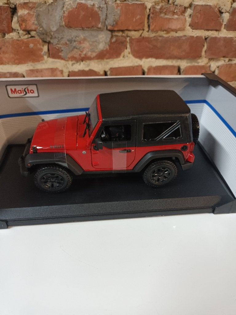 Maisto Jeep Wrangler Rubicon schaalmodel - Rood, Hobby en Vrije tijd, Modelauto's | 1:18, Ophalen of Verzenden, Zo goed als nieuw