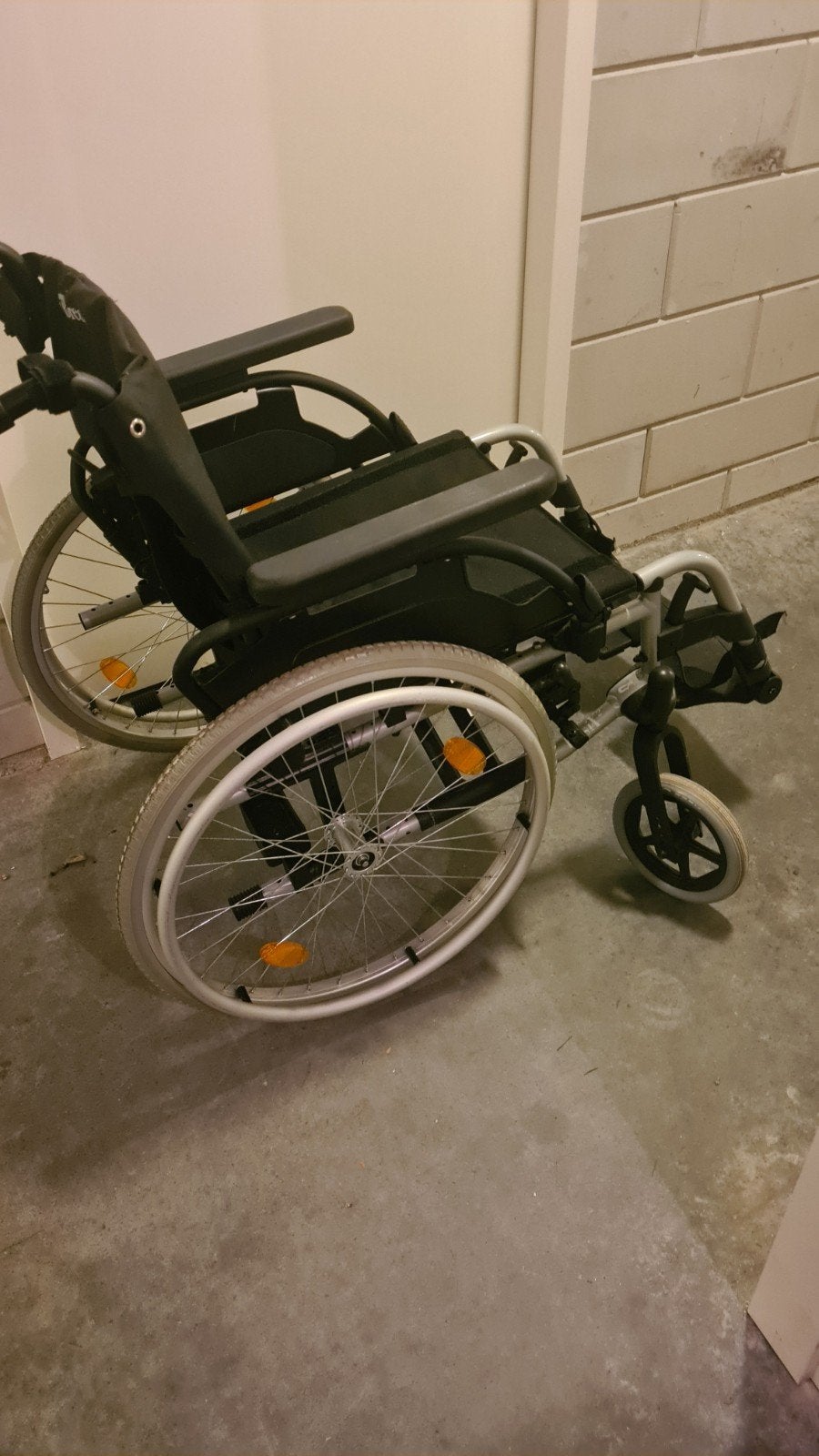 kleine maat opvouwbare rolstoel te koop, Ophalen, Inklapbaar, Zo goed als nieuw, Duwrolstoel
