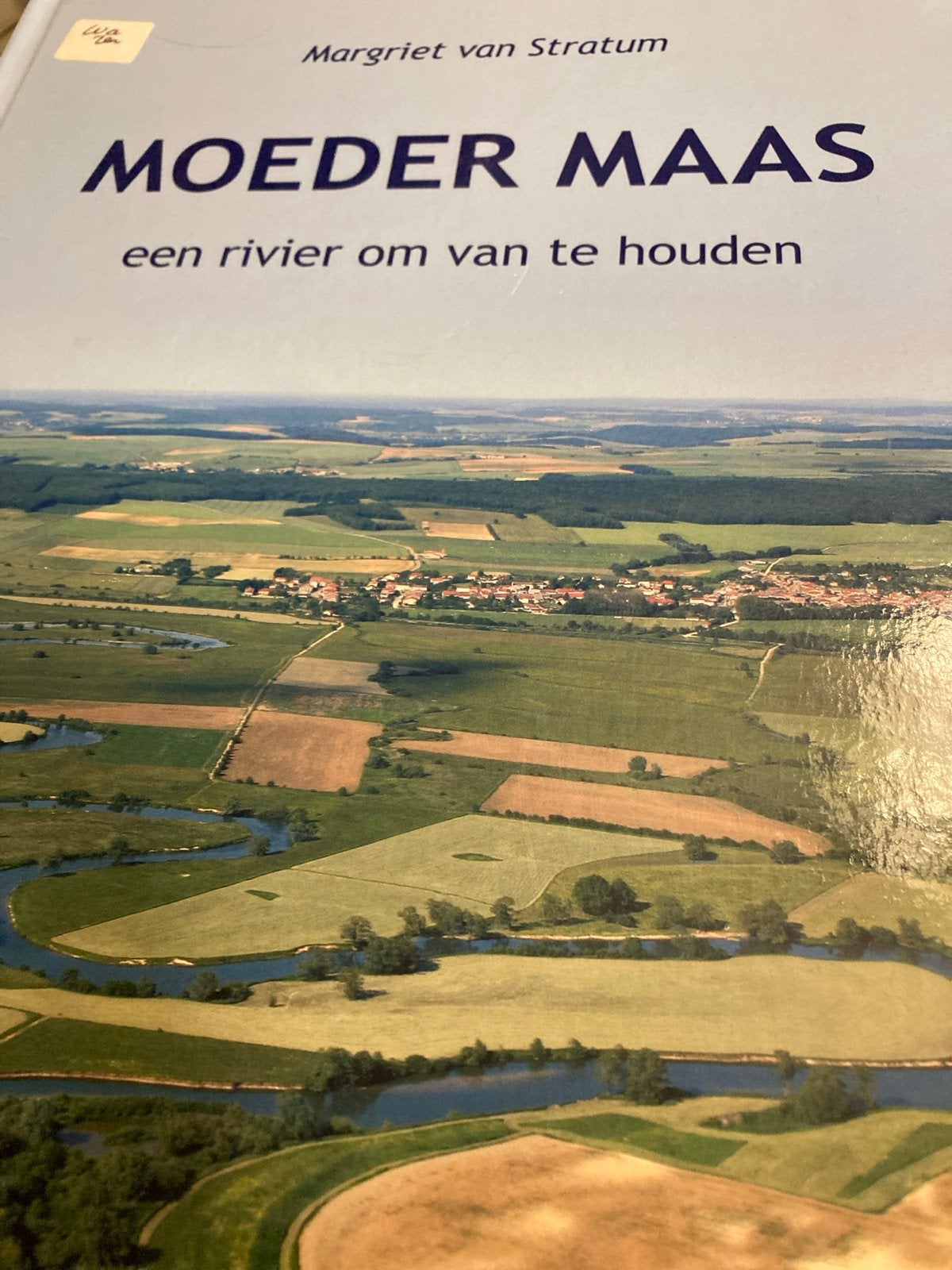 MOEDER MAAS: een rivier om van te houden - Margriet van Stra, Boeken, Natuur, Ophalen of Verzenden, Zo goed als nieuw, Natuur algemeen