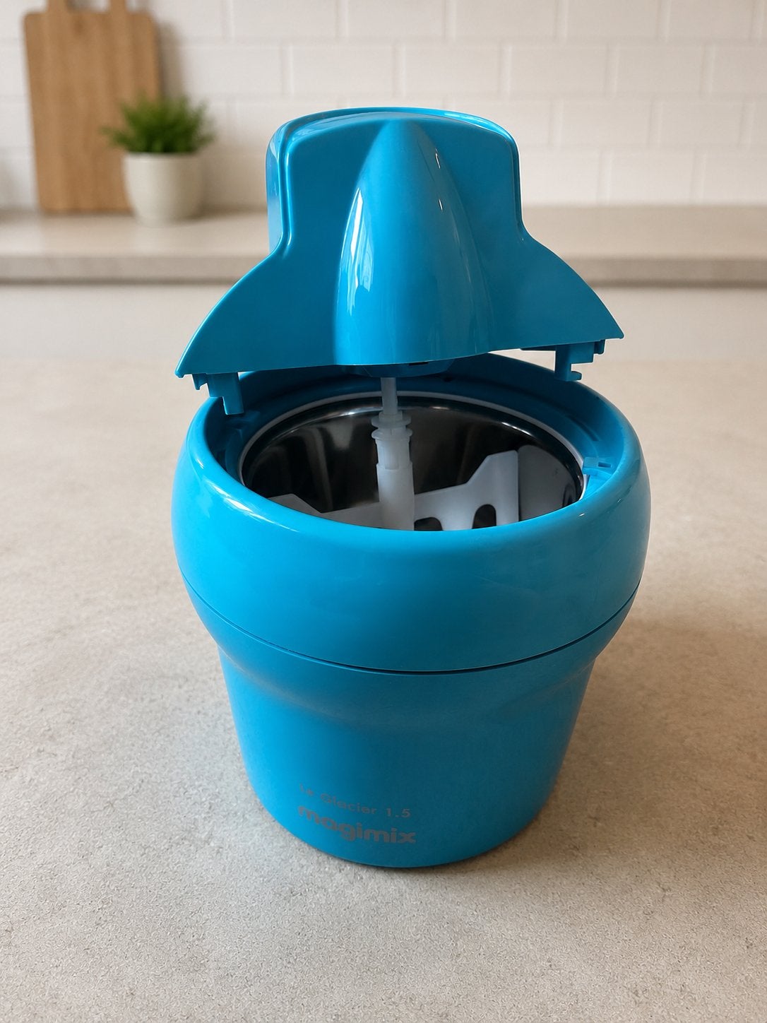 Magimix Le Glacier 1.5 ijsmachine - blauw - model 11661, Witgoed en Apparatuur, IJsmachines, Verzenden, Gebruikt