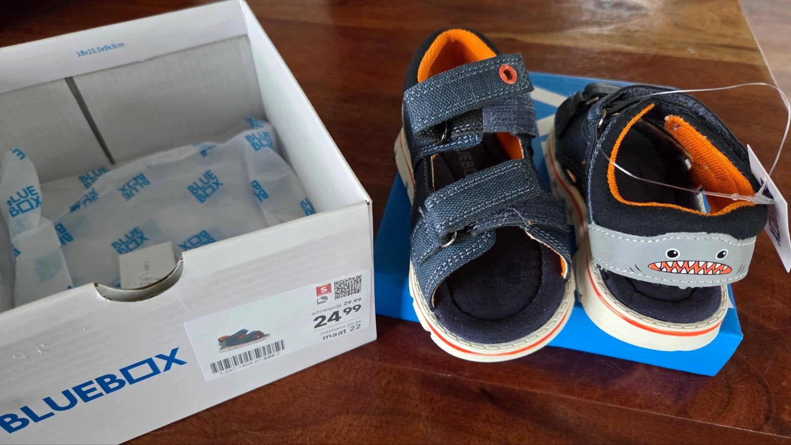 Sandalen haai, Kinderen en Baby's, Babykleding | Schoentjes en Sokjes, Ophalen of Verzenden, Nieuw, Jongetje, Schoentjes