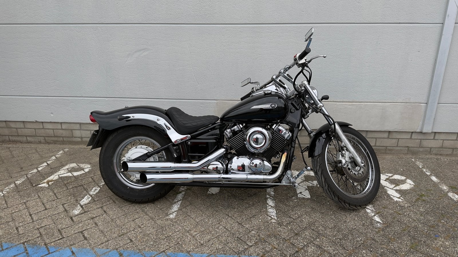 Yamaha XVS650 (1997) met Vance & Hines uitlaat, 2 cilinders, Sportuitlaat, Chopper, Gebruikt
