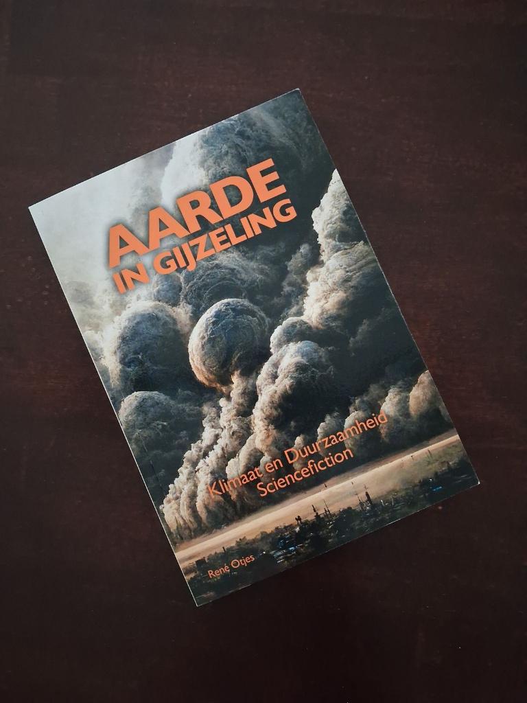 René Otjes - aarde in gijzeling, Ophalen of Verzenden, Zo goed als nieuw