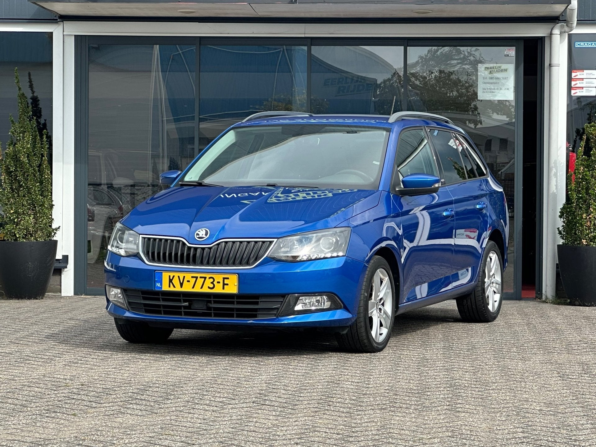 Skoda Fabia Combi 1.2 TSI JOY|Uitstekende staat|Nwe Apk, Dealer onderhouden, Euro 6, 4 cilinders, Blauw