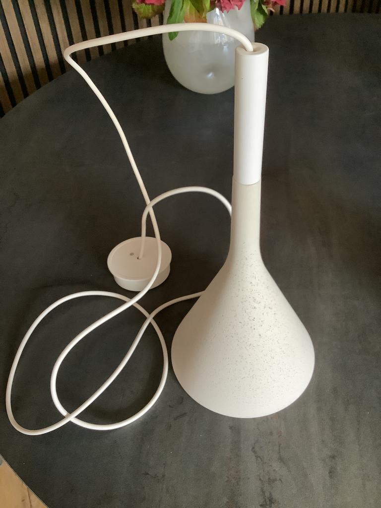 Foscarini aplomb large wit, Huis en Inrichting, Lampen | Hanglampen, Ophalen, Zo goed als nieuw, Minder dan 50 cm