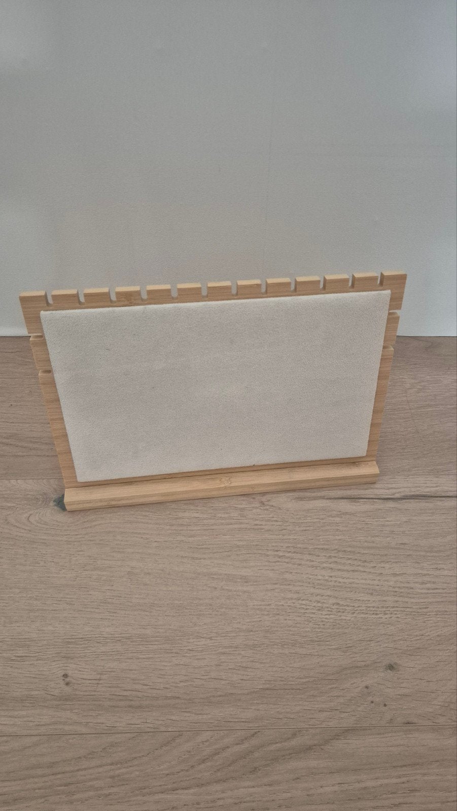 Beige Sieraden Display - Bamboe Houten Sieradenhouder, Ophalen of Verzenden, Zo goed als nieuw