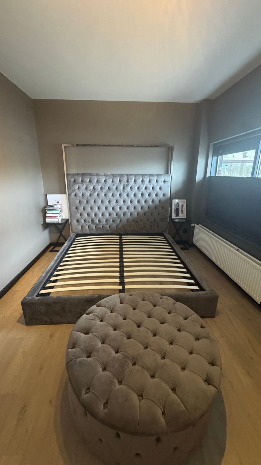 Luxe tweepersoonsbed met gestoffeerd hoofdbord, Ophalen, Tweepersoons, Zo goed als nieuw, 180 cm