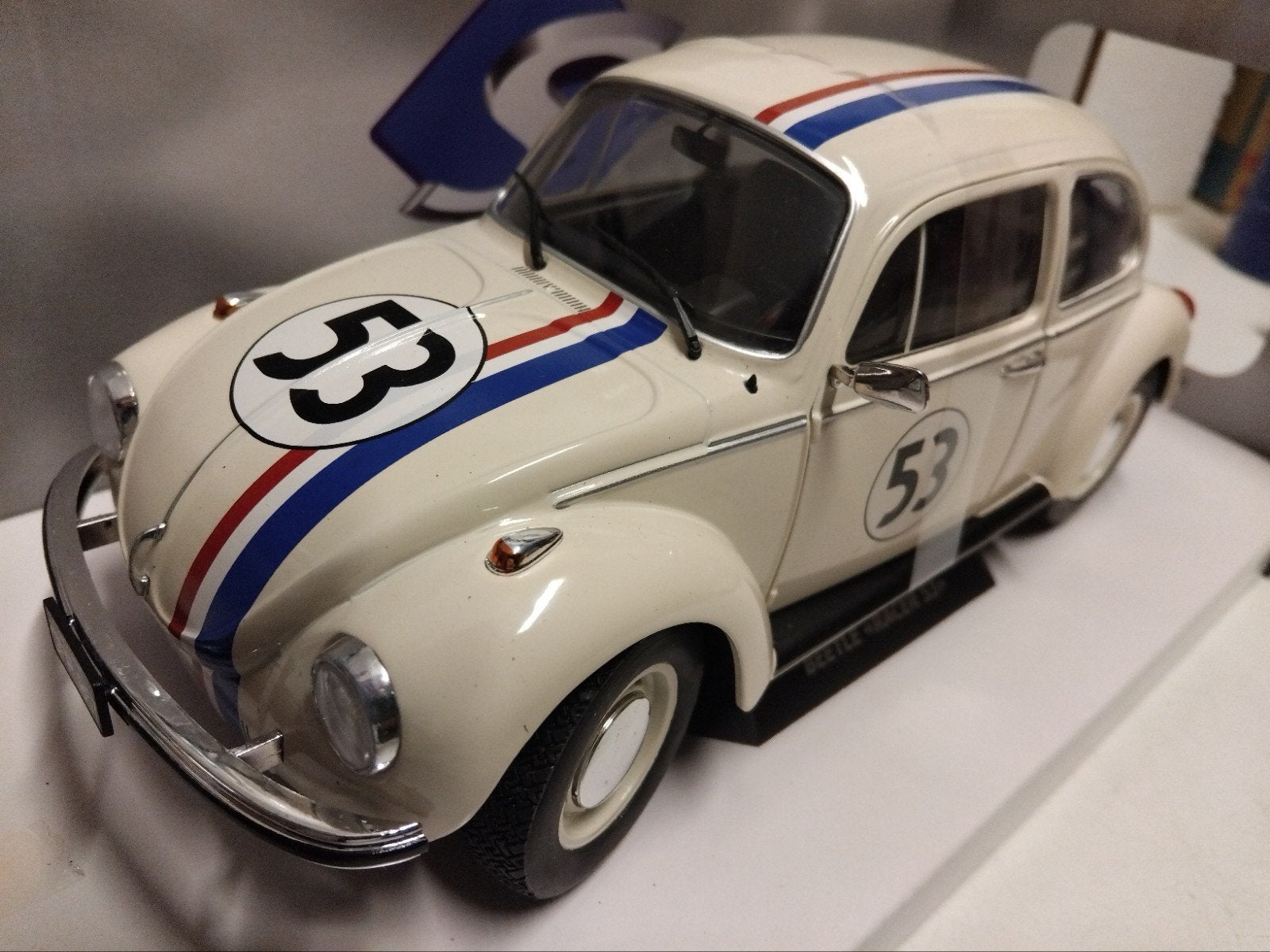 Volkswagen Kever Beetle HERBIE #53 Solilid metal 1:18 KRD, Ophalen of Verzenden, Zo goed als nieuw, Auto, Overige merken