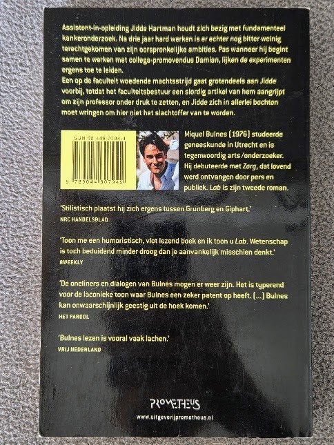 Lab - Miquel Bulnes, Gelezen, Ophalen of Verzenden, Nederland, Miquel Bulnes