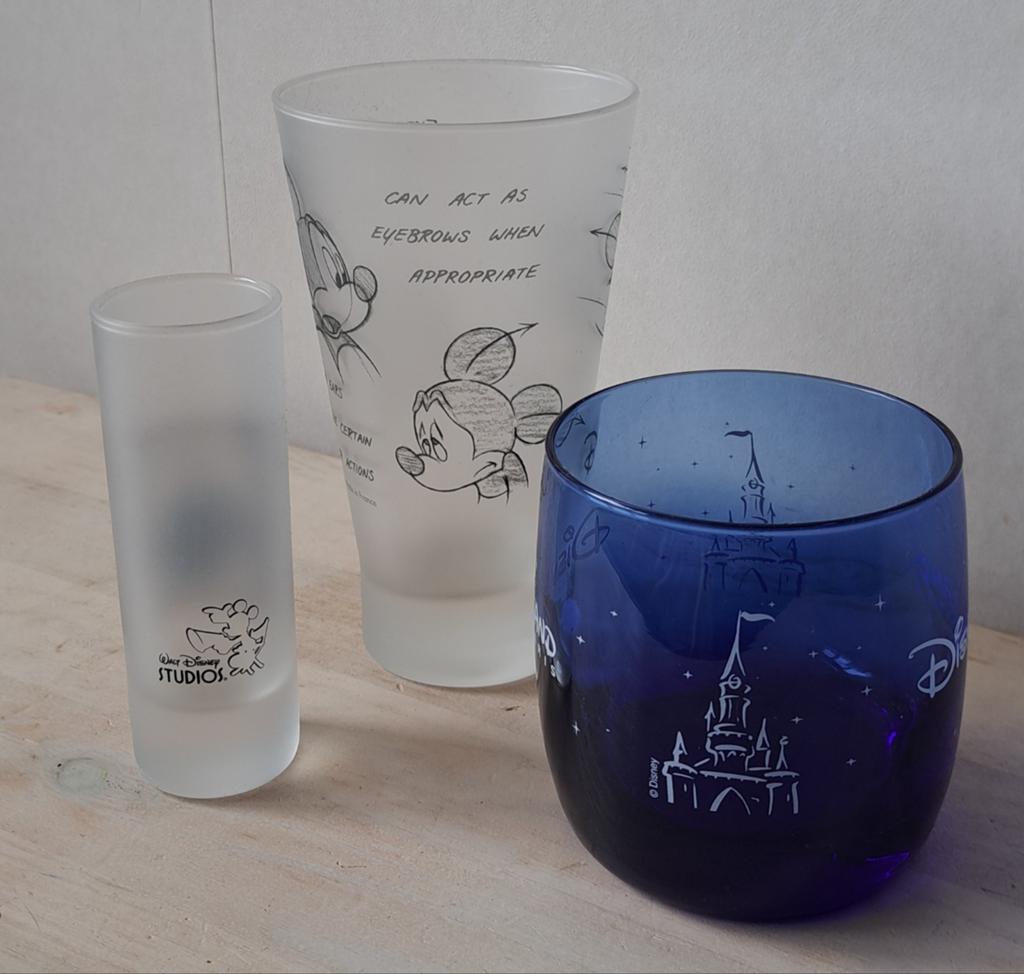 3x glazen Disneyland Paris, Ophalen of Verzenden, Zo goed als nieuw, Bierglas