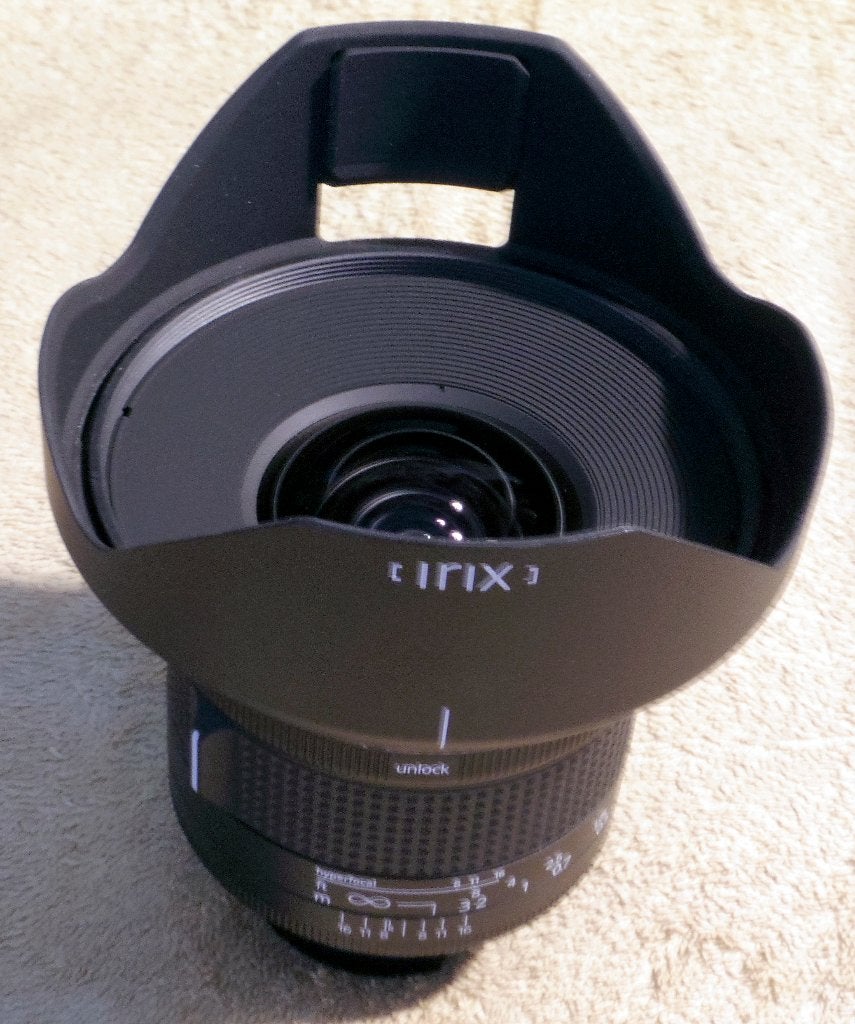 Irix 15mm f/2.4 Firefly met Pentax K-vatting, Overige merken, Beschermhoes/tas, Zo goed als nieuw, Pentax K-mount