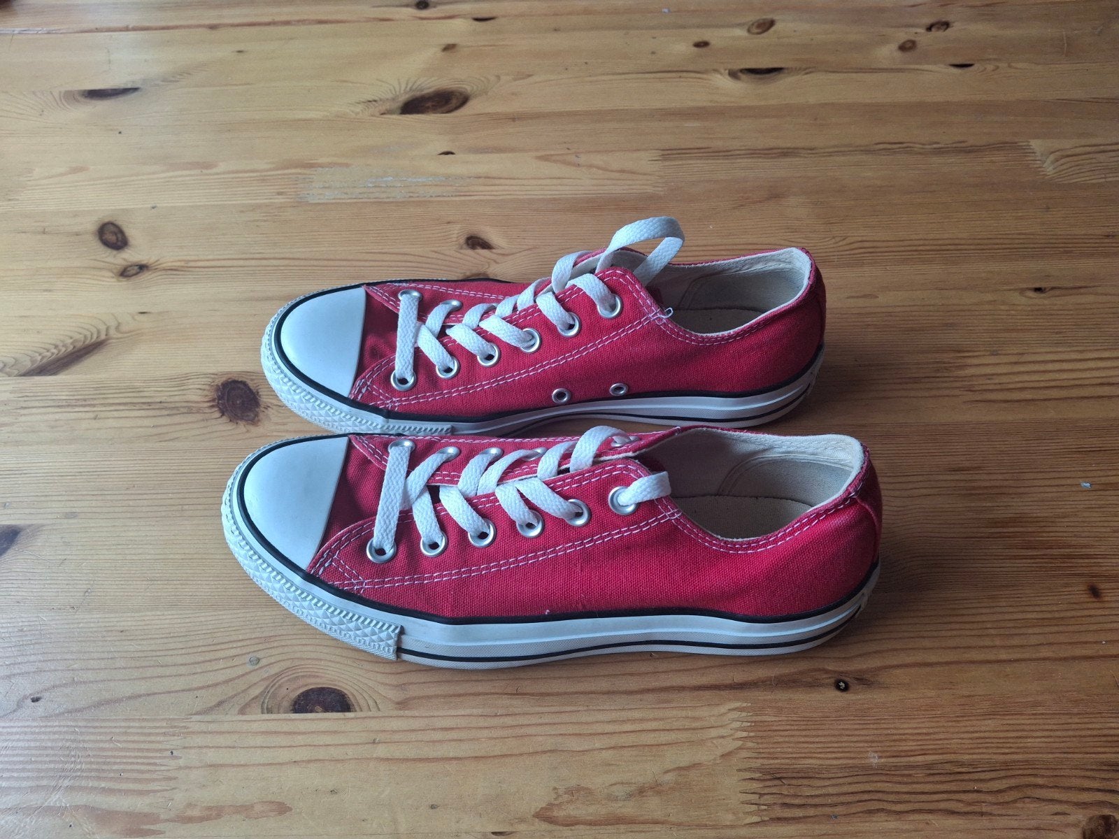 Converse All Star Rood laag model, Kleding | Dames, Ophalen of Verzenden, Converse All Stars, Rood, Sneakers of Gympen