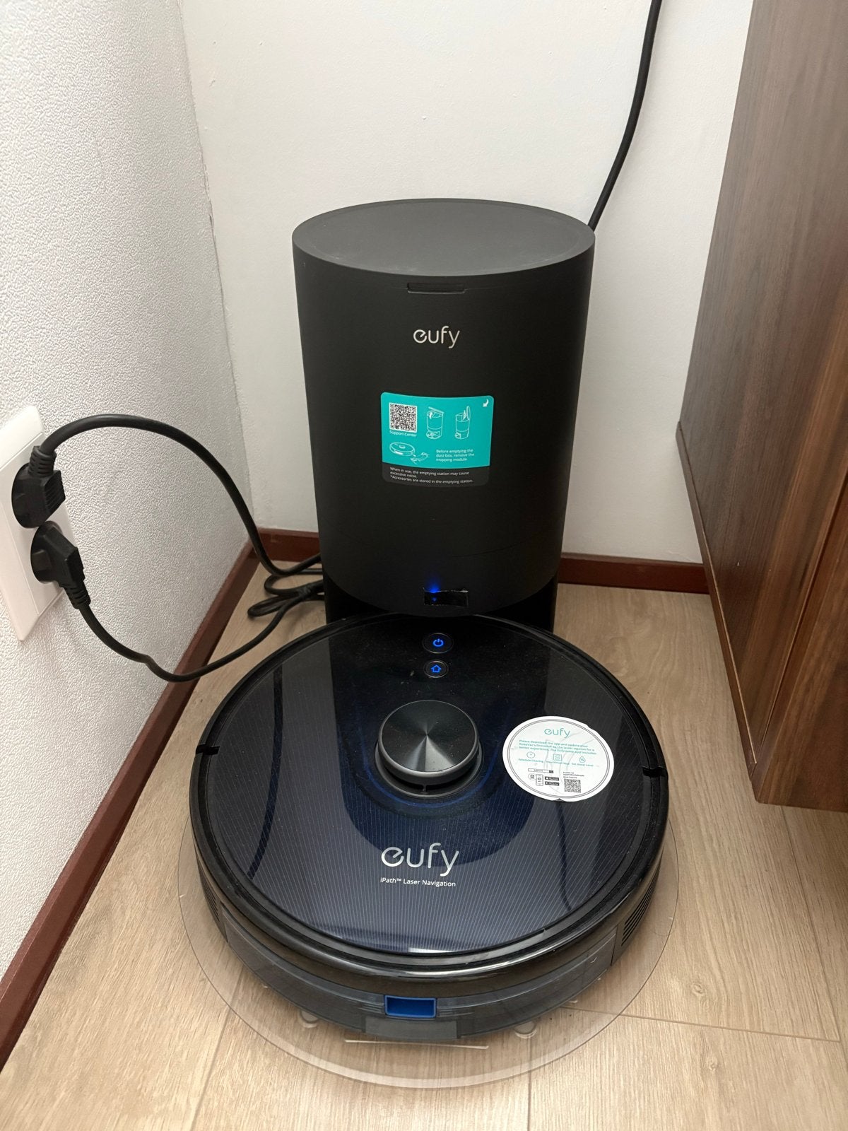 Eufy RoboVac L35 Hybrid+ Robotstofzuiger met dweilfunctie, Overige merken, Zo goed als nieuw, Robotstofzuiger, Regelbare zuigkracht