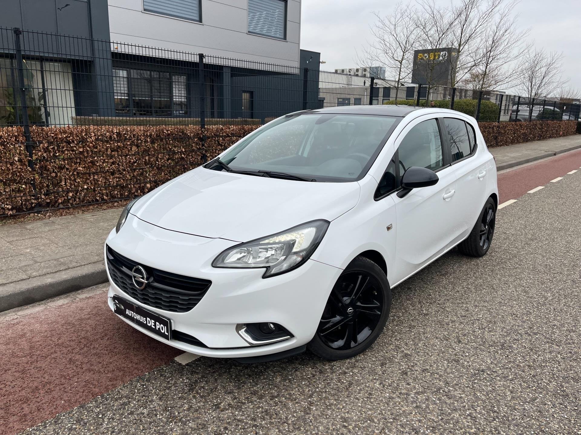 Opel Corsa 1.4 Color Edition Airco Cruise/control Stoel/Stuu, Auto's, Opel, Zwart, Wit, Origineel Nederlands, Bedrijf