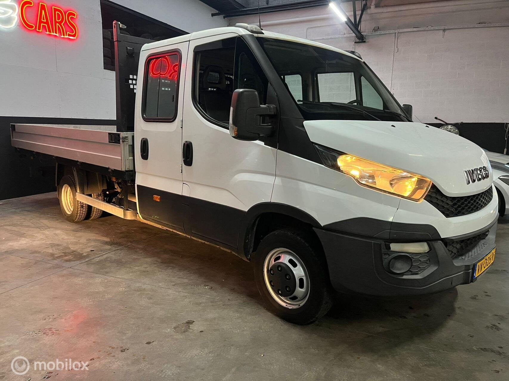 Iveco Daily 35C14ND 3.0 410 CNG Aardgas Benzine/ Laadbak, 136 pk, Gebruikt, Euro 6, 4 cilinders