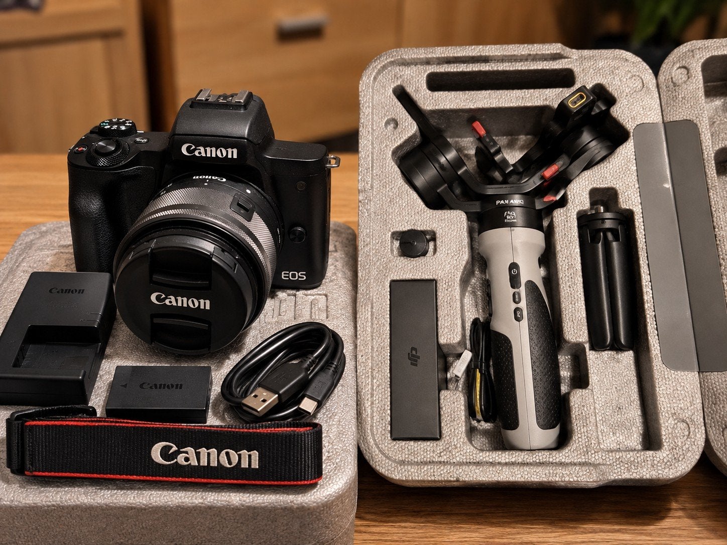Canon EOS M50 Mark II met Zhiyun Crane M2S Gimbal, Audio, Tv en Foto, Ingebouwde flitser, Lensdop, Canon, Ophalen of Verzenden
