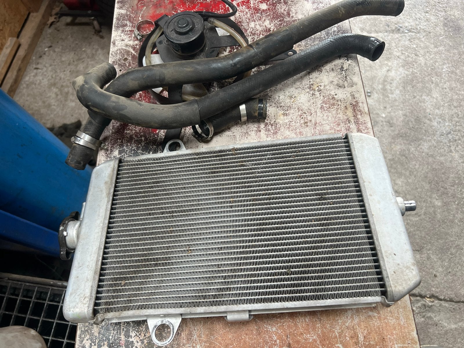 Radiateur Yamaha Raptor 700R met slangen en koelventilator, Ophalen of Verzenden, Gebruikt