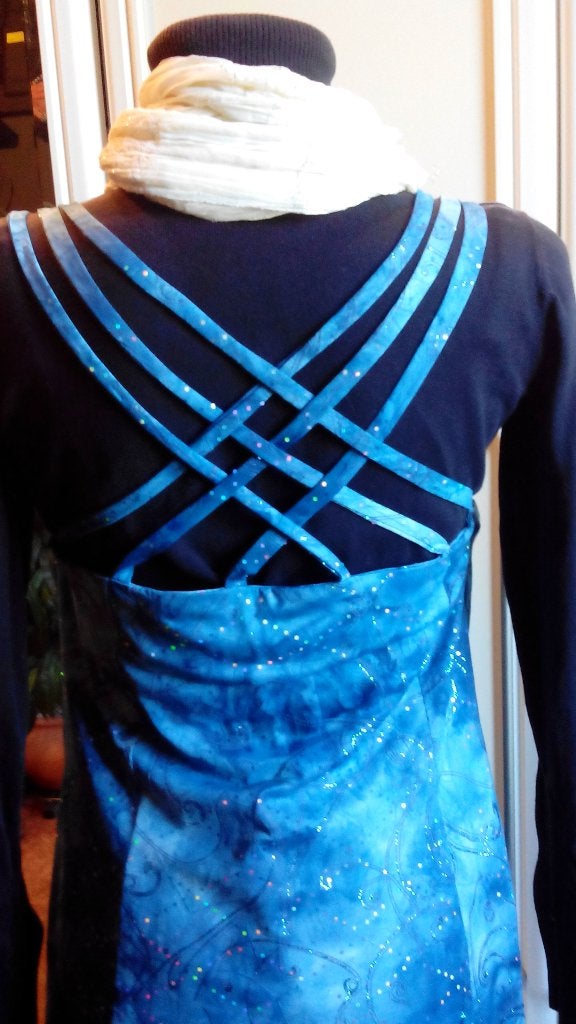 Hemels blauw topje mt 40 met subtiele glitters, aparte rug, Kleding | Dames, Tops, Maat 38/40 (M), Handmade, Blauw, Ophalen of Verzenden