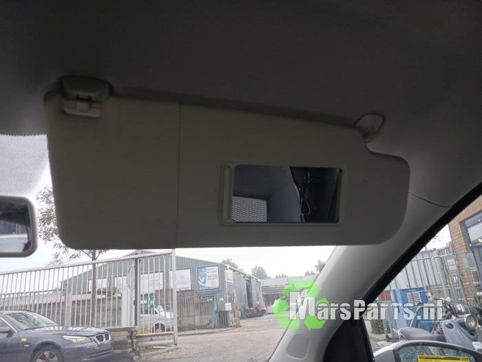Zonneklep van een Volkswagen Polo, Gebruikt, -, Volkswagen, -