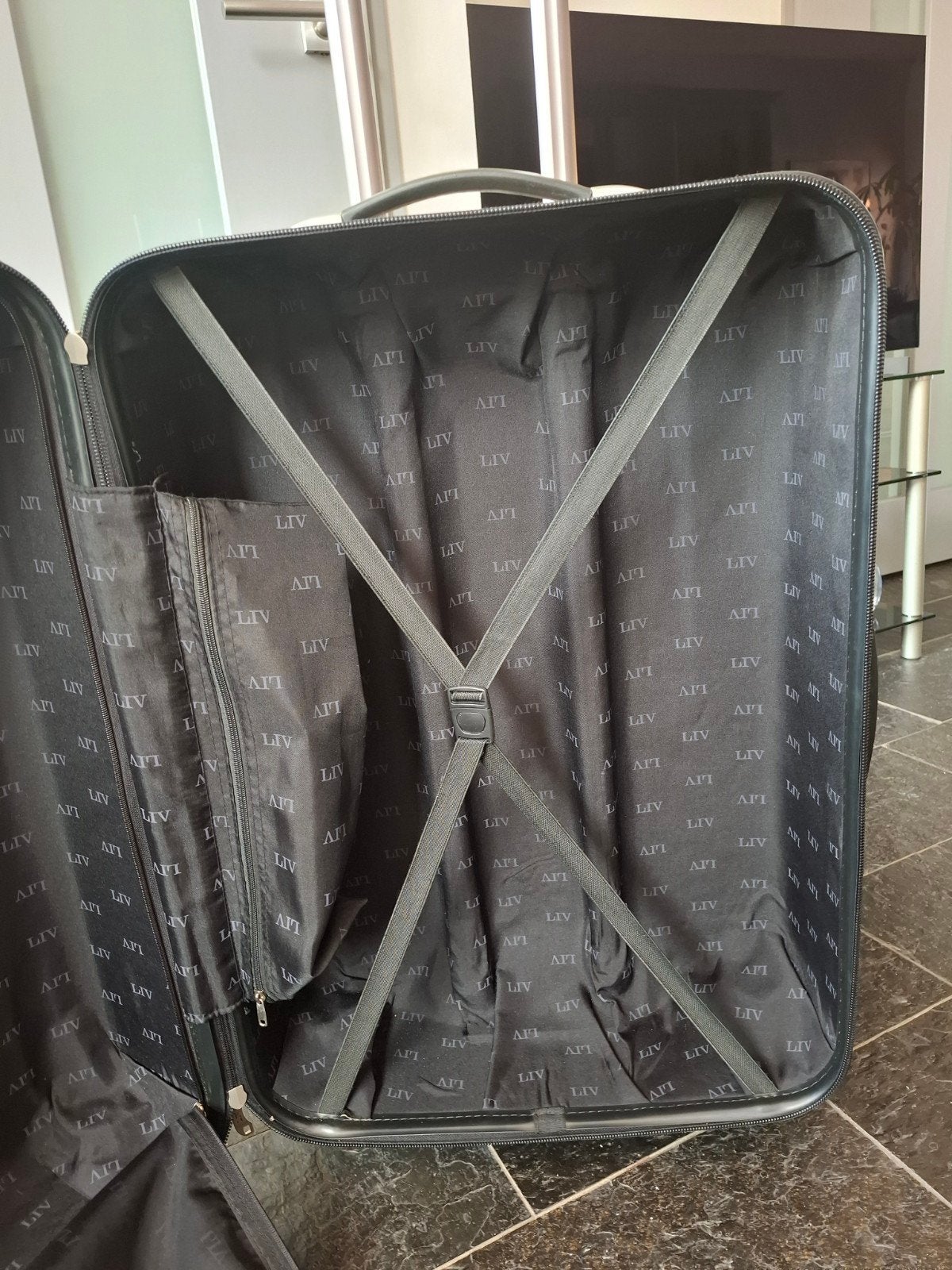 2 XL koffers, Sieraden, Tassen en Uiterlijk, Koffers, Ophalen, Gebruikt, Hard kunststof, 45 tot 55 cm