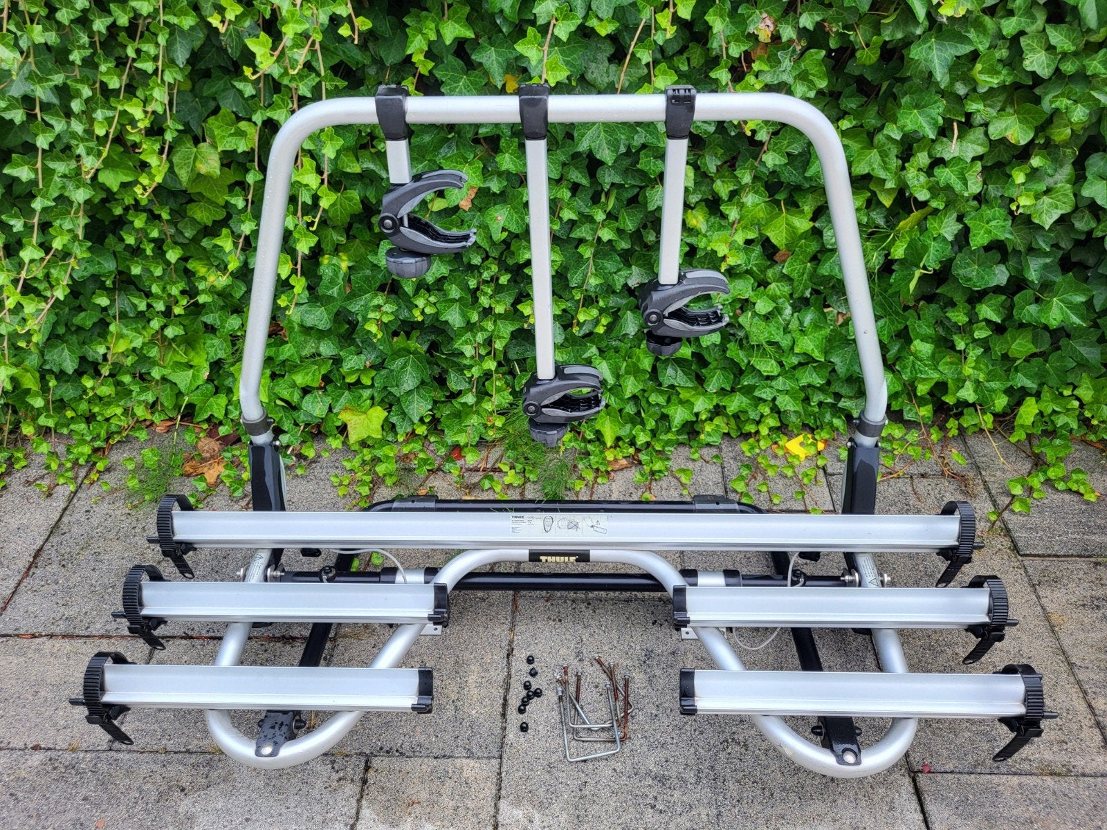 Thule Caravan Superb fietsendrager (3 fietsen/2 e-bikes), Ophalen, 3 fietsen of meer, Zo goed als nieuw, Elektrische fiets