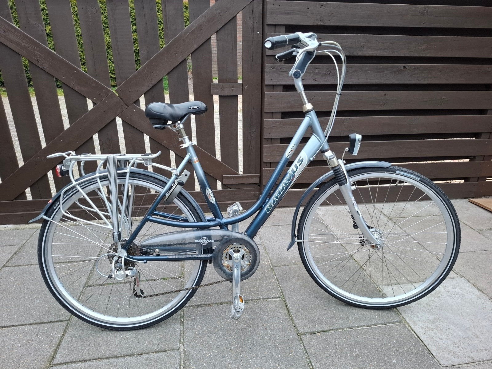 Te koop, Fietsen en Brommers, Fietsen | Dames | Moederfietsen, 56 cm of meer, Ophalen, Zo goed als nieuw, Batavus