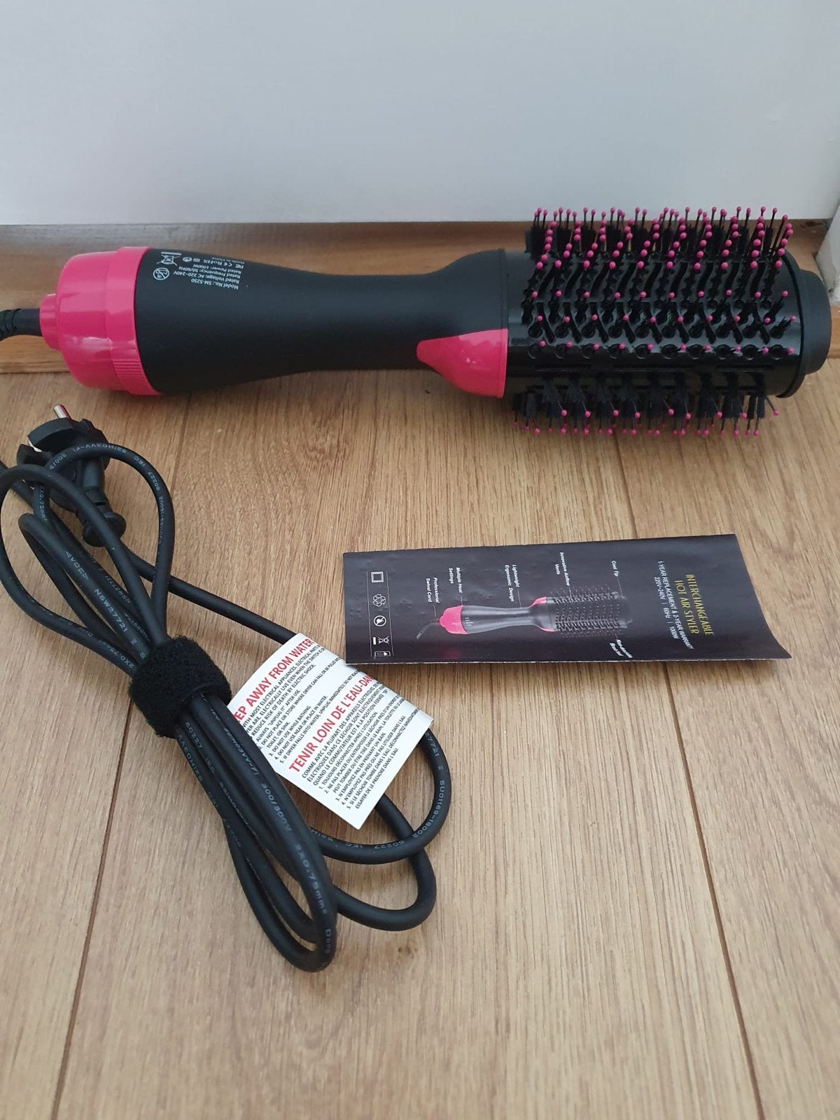 Nieuwe Hot Air Brush - Föhnborstel voor Styling, Ophalen of Verzenden, Nieuw, Föhn of Haardroger