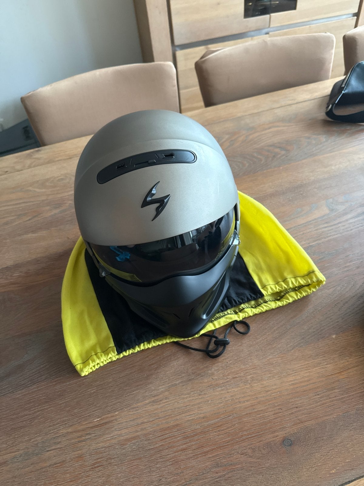 Scorpion Exo Combat helm + gratis motorhandschoenen (Leer), Overige merken, M, Heren, Jethelm