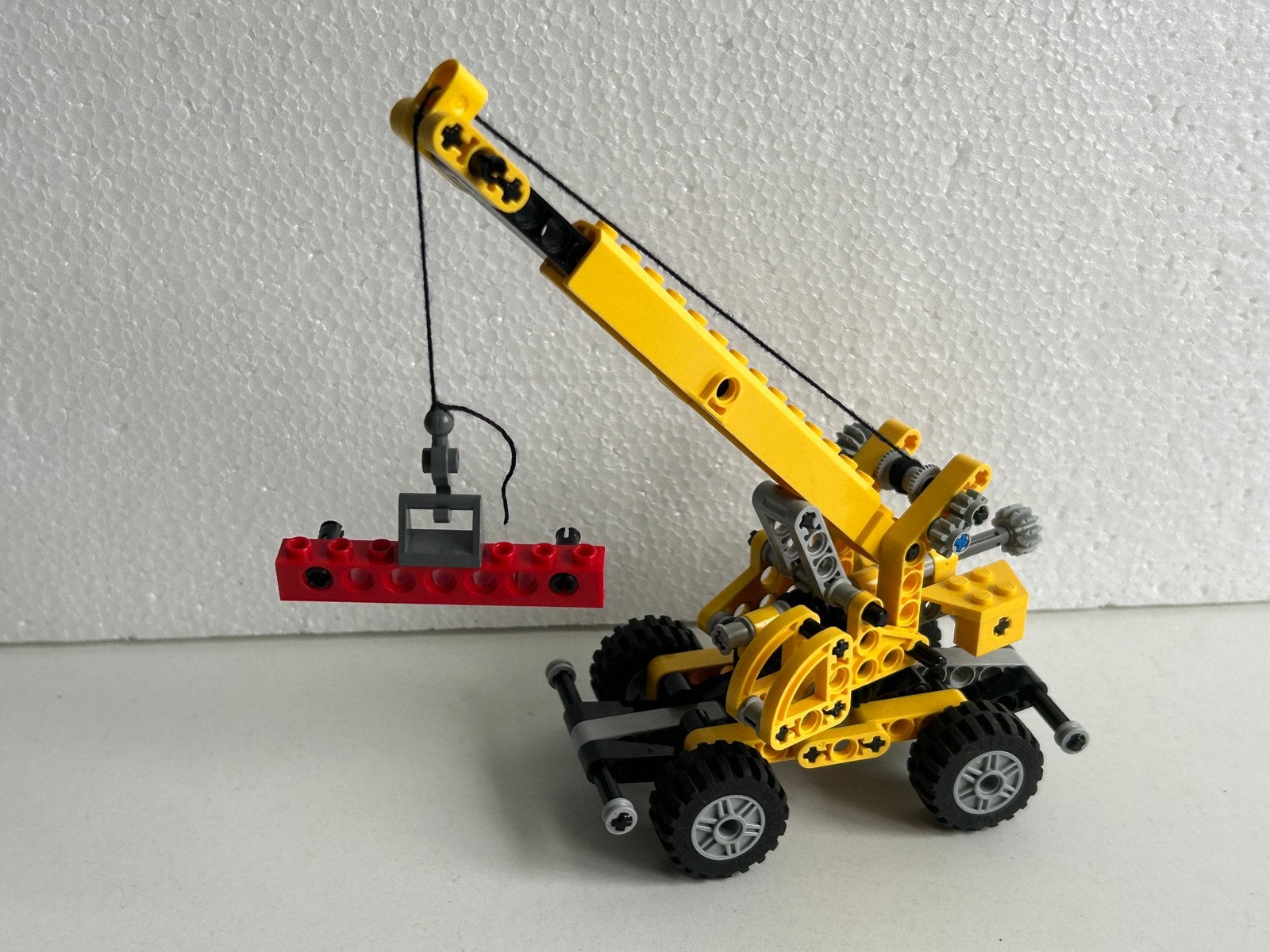 Lego Technic 8270 Rough Terrain Crane, Lego, Denemarken, Lego, Ophalen of Verzenden