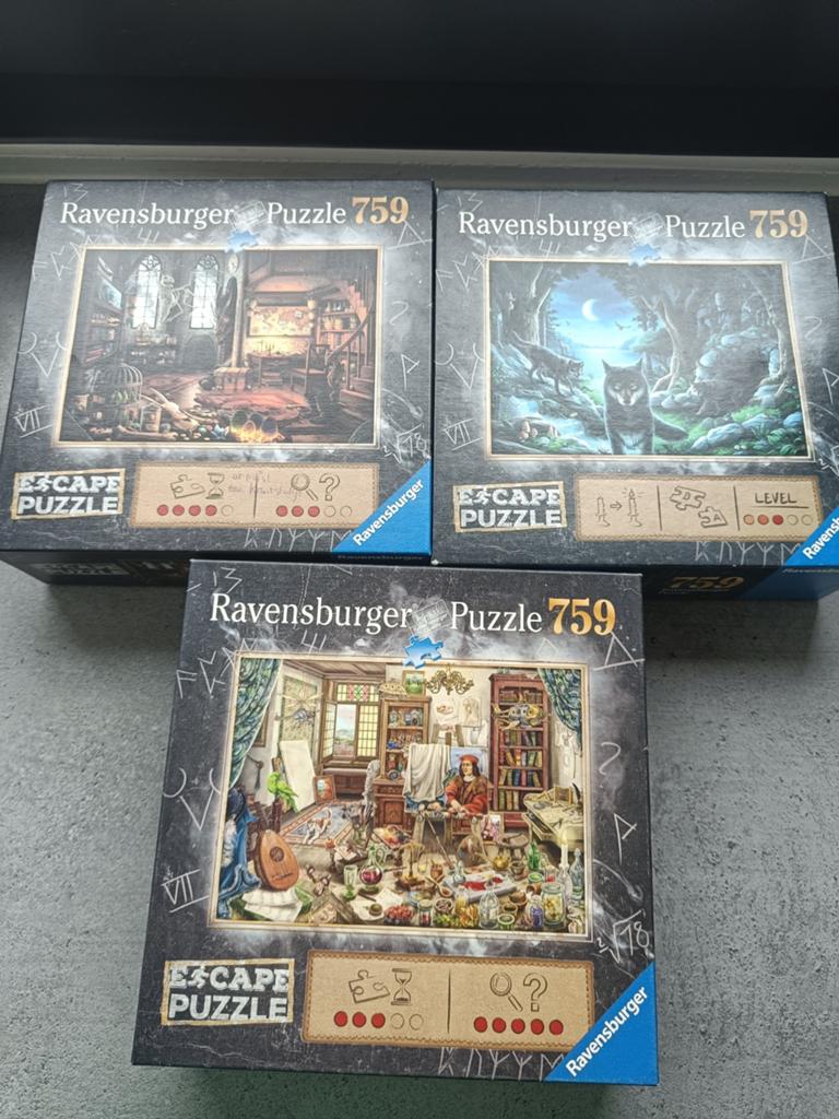 3 Escape legpuzzels, Ophalen of Verzenden, 500 t/m 1500 stukjes, Zo goed als nieuw, Legpuzzel