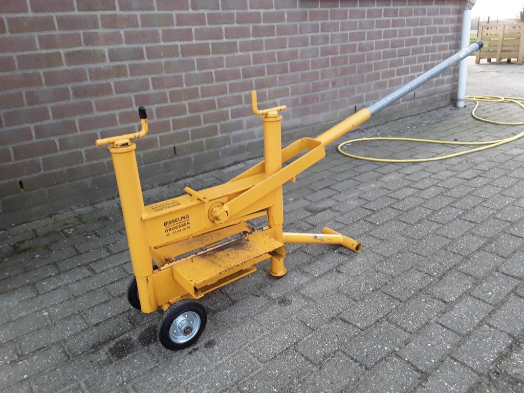 Almi stenenknipper  tegel knipper steen knipper  Almi, Tuin en Terras, Tegels en Klinkers, Ophalen, Zo goed als nieuw, Beton, Klinkers