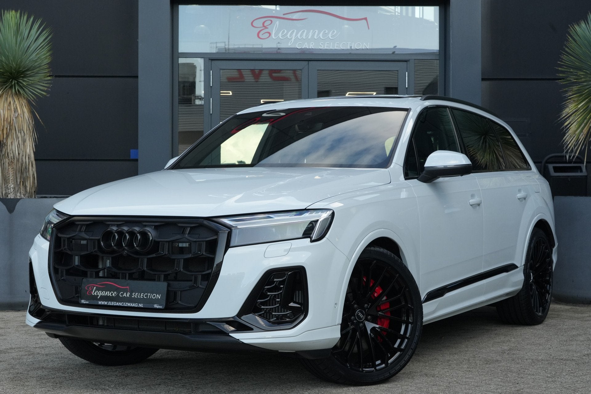 Audi Q7 55 TFSI e Quattro Pro Line S | Facelift | 394pk | Pa, Automaat, Dealer onderhouden, Gebruikt, Zwart