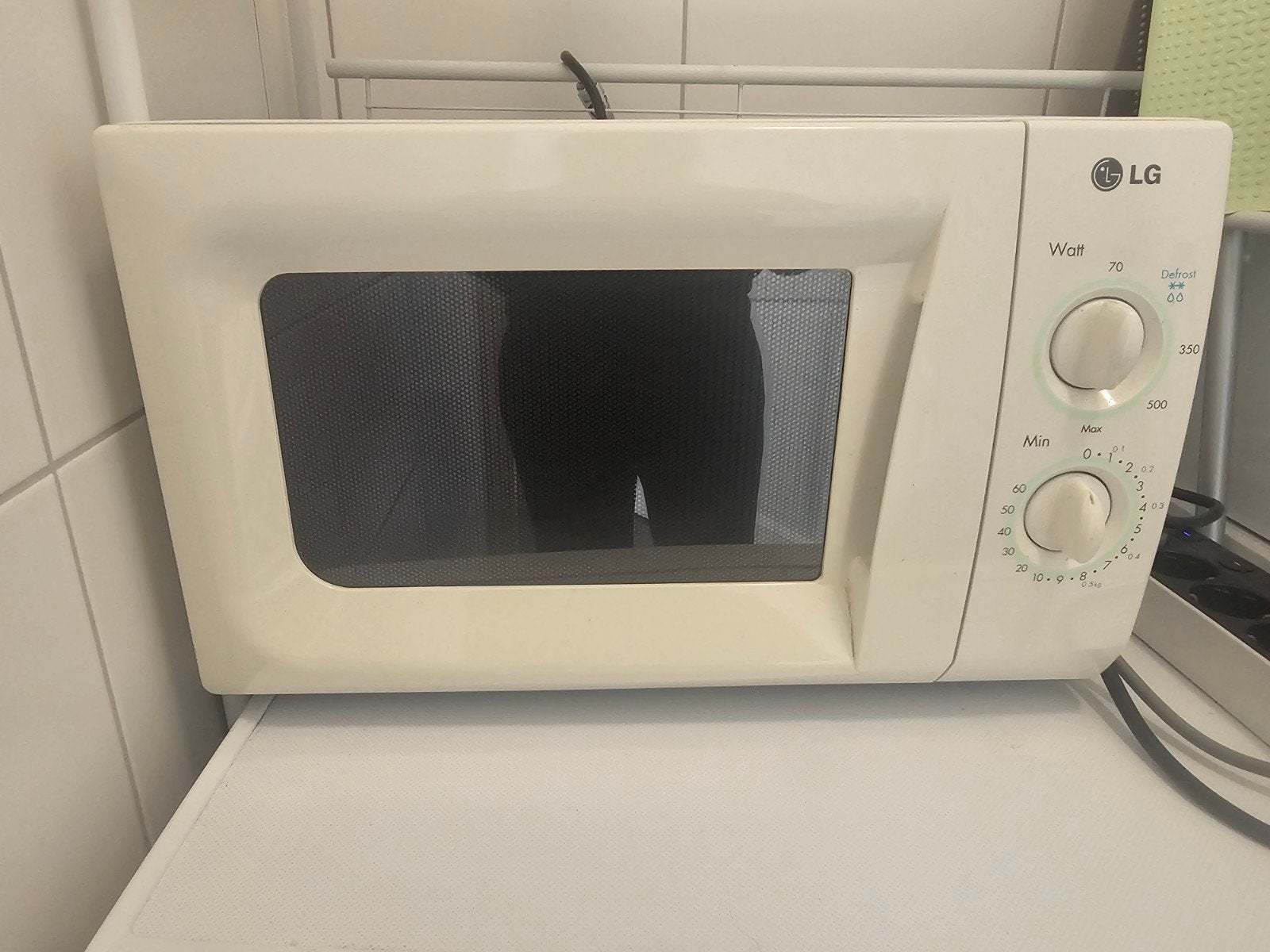 LG MS-1922G Magnetron - Wit, 700W, Ophalen, Gebruikt, Minder dan 45 cm, Magnetron