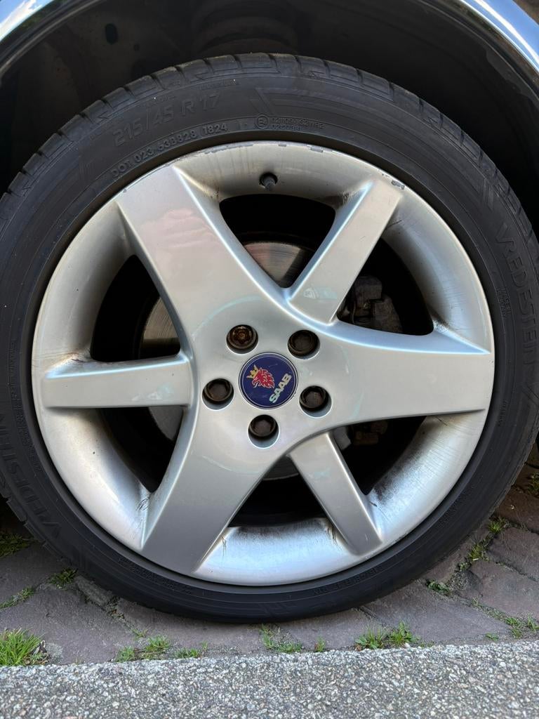 Saab Alu 36 velgen met goede banden, Auto-onderdelen, Ophalen, Banden en Velgen, 17 inch, Personenwagen
