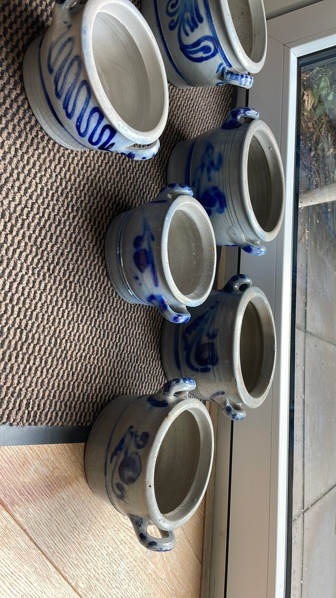 7 keulse potten, Ophalen