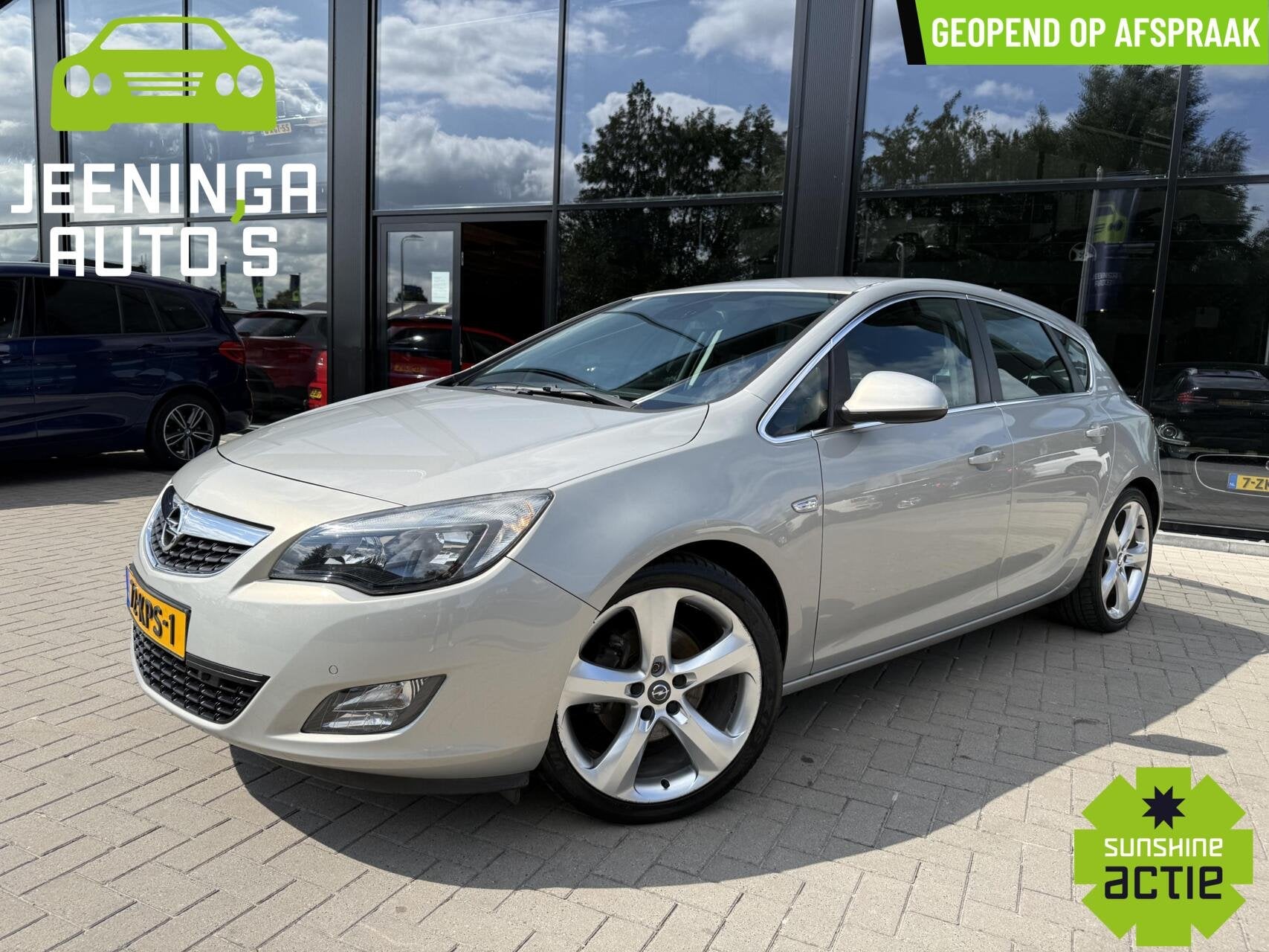 Opel Astra 1.6 Turbo Sport|Navi|Clima|Trekhaak, Auto's, Opel, Voorwielaandrijving, Gebruikt, Zwart, 4 cilinders