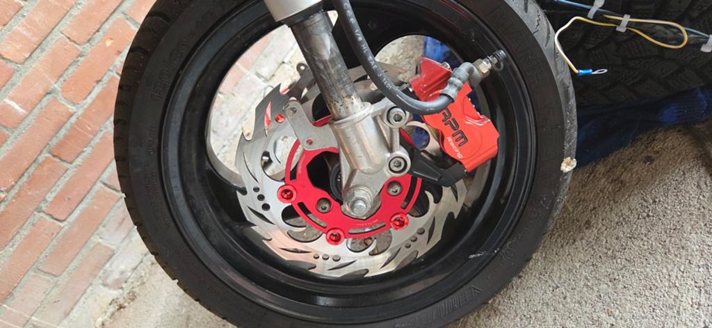 Big Brake Kit voor piaggio/yamaha, Fietsen en Brommers, Brommeronderdelen | Scooters, Ophalen of Verzenden, Overige typen, Piaggio