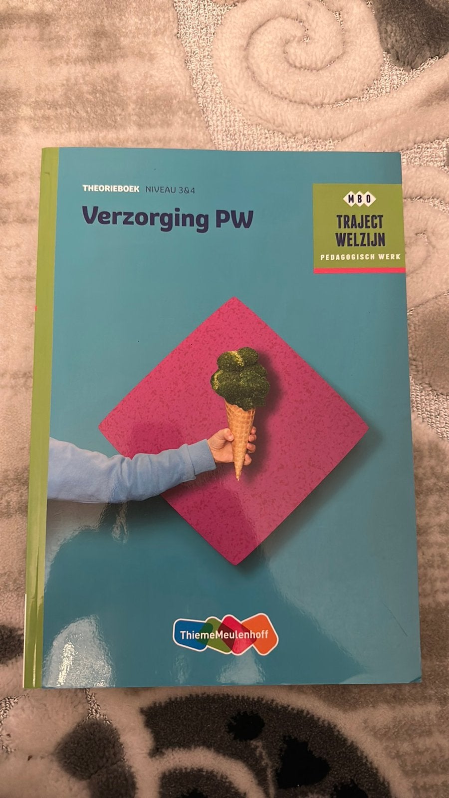 Verzorging PW, Ophalen of Verzenden, Zo goed als nieuw, Overige niveaus, Nederlands