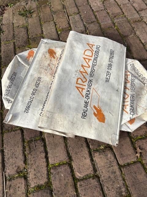 Fietstassen voor krantenbezorger, Ophalen, Gebruikt
