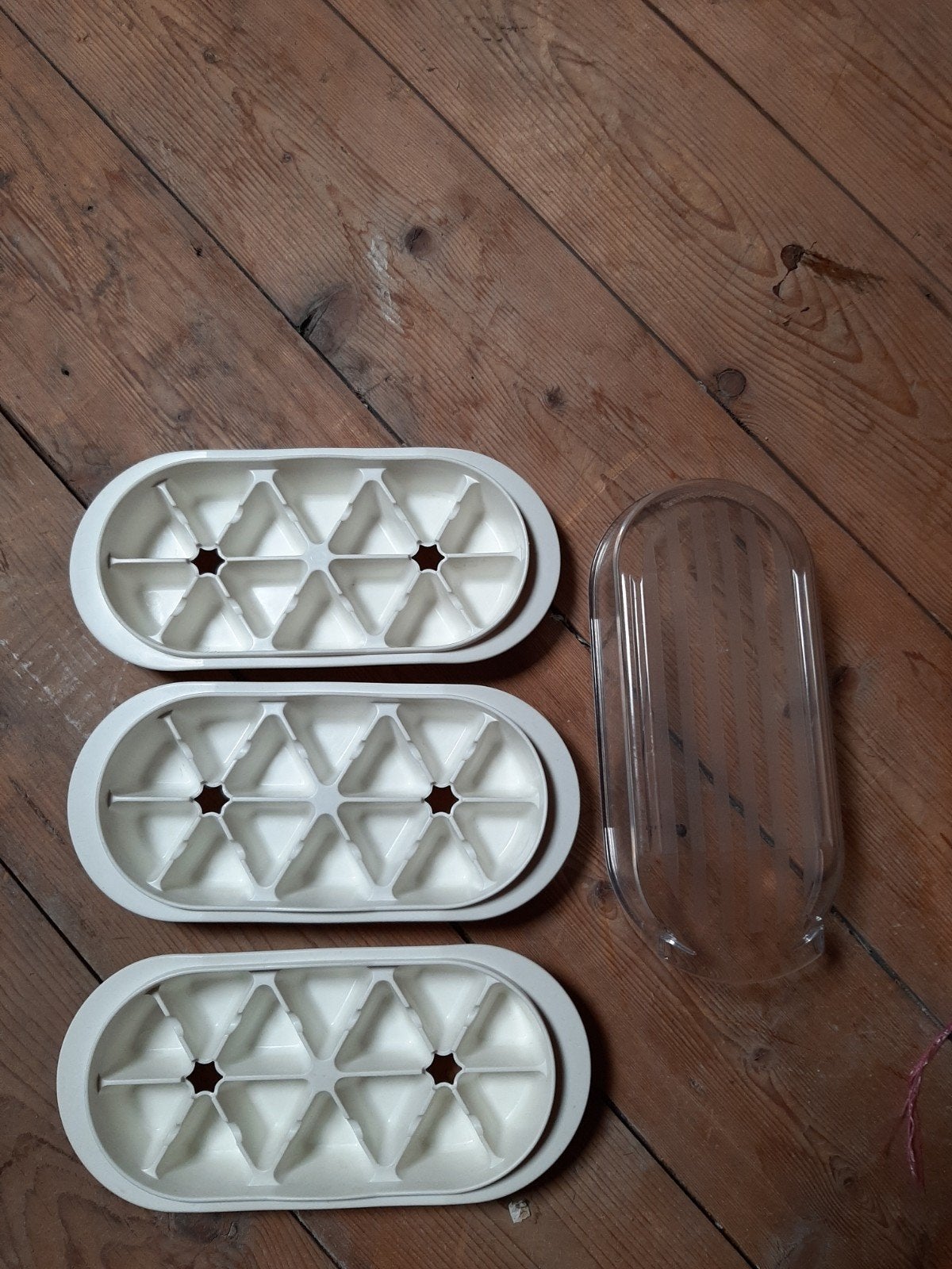 Tupperware 3-tray., Ophalen of Verzenden