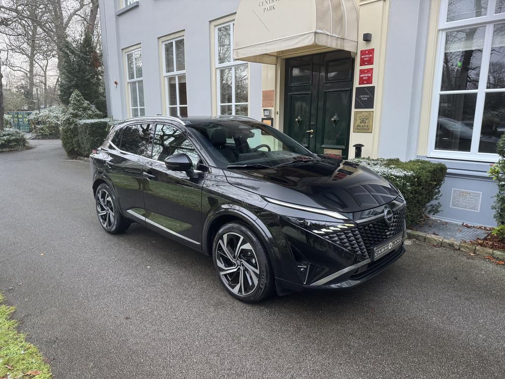 Nissan QASHQAI 1.3 Tekna Plus, Pano, Head up (bj 2025), Gebruikt, 4 cilinders, Met garantie (alle), Zwart