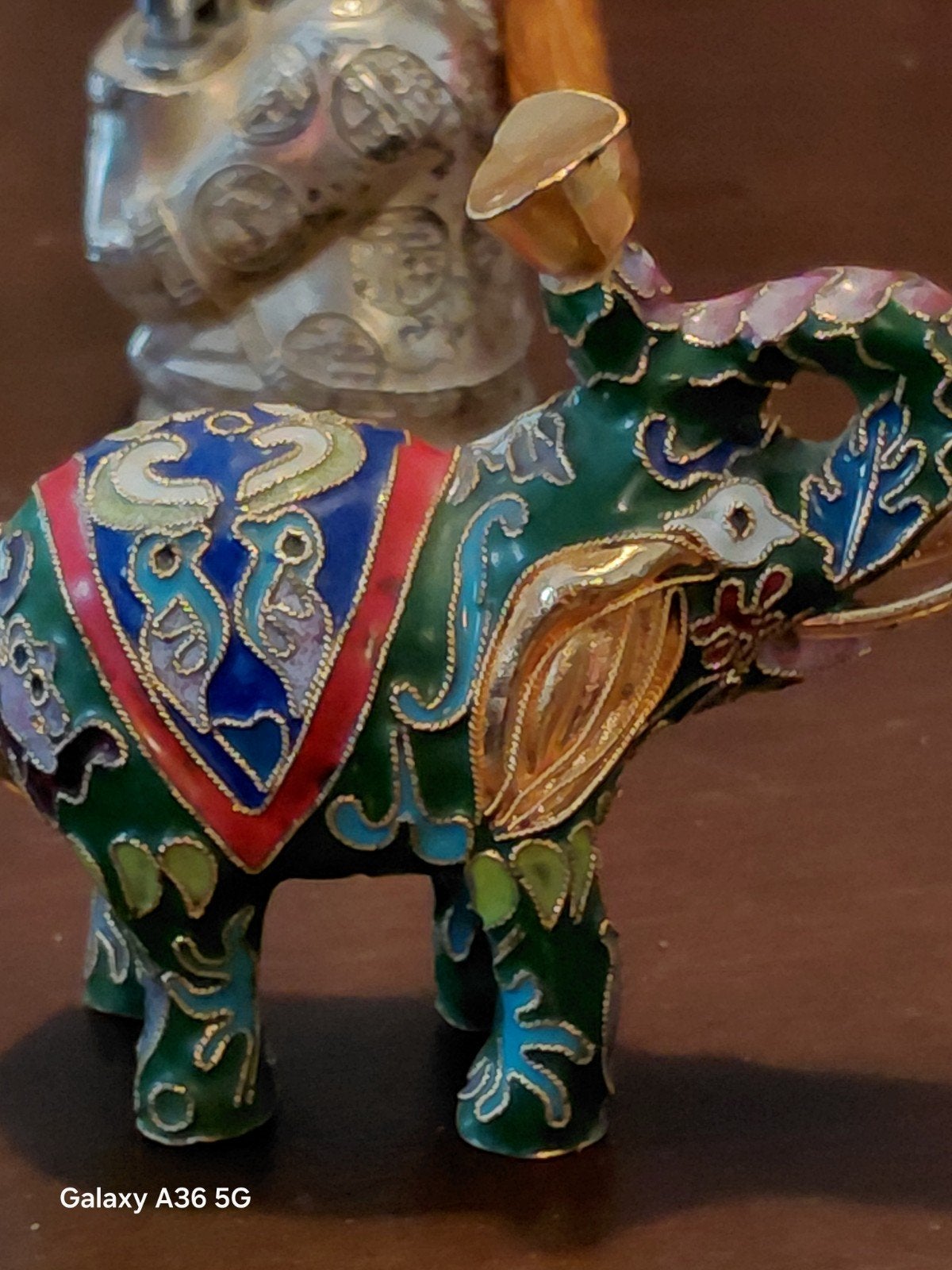Kleurrijk Cloisonné Olifantje - Decoratief Beeldje, Ophalen of Verzenden