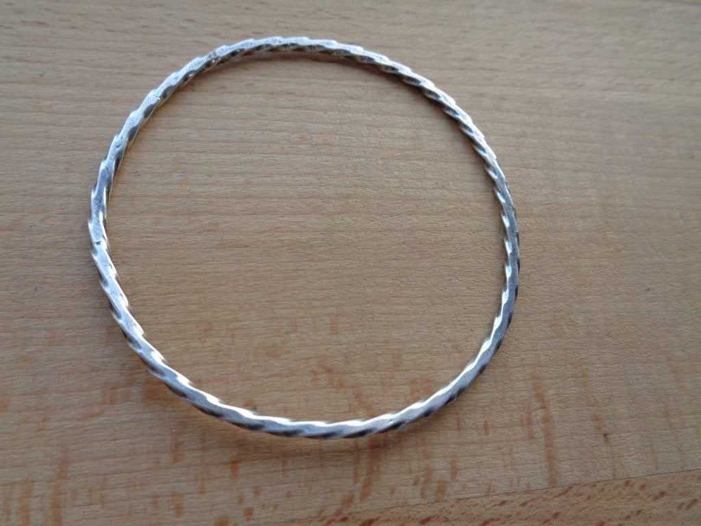zilveren gedraaide slavenarmband [056], Sieraden, Tassen en Uiterlijk, Verzenden, Zo goed als nieuw, Zilver, Zilver