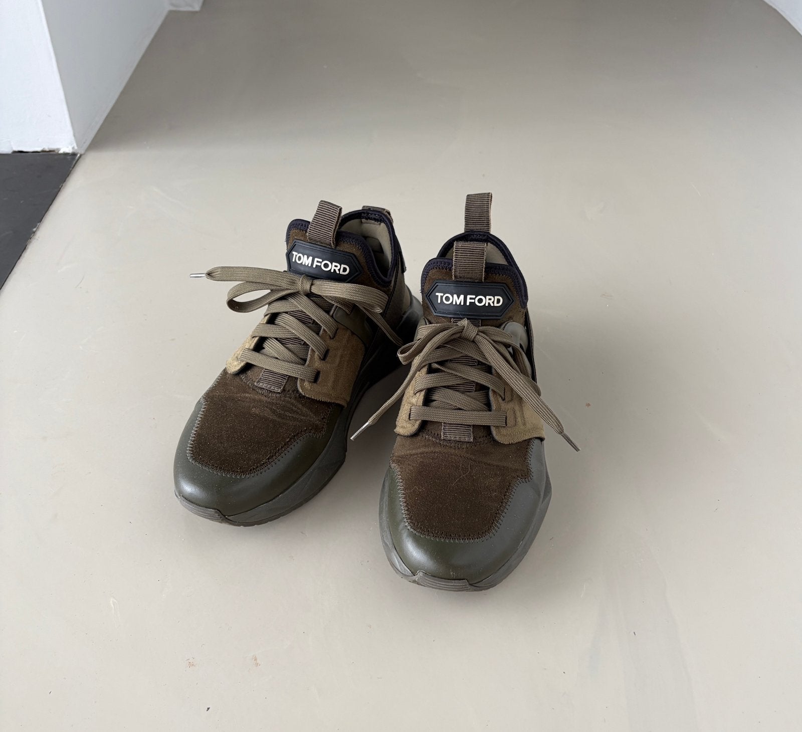 Tom Ford (heren)sneakers groen/bruin, zo goed als nieuw!, Kleding | Heren, Bruin, Verzenden, Sneakers of Gympen, Zo goed als nieuw