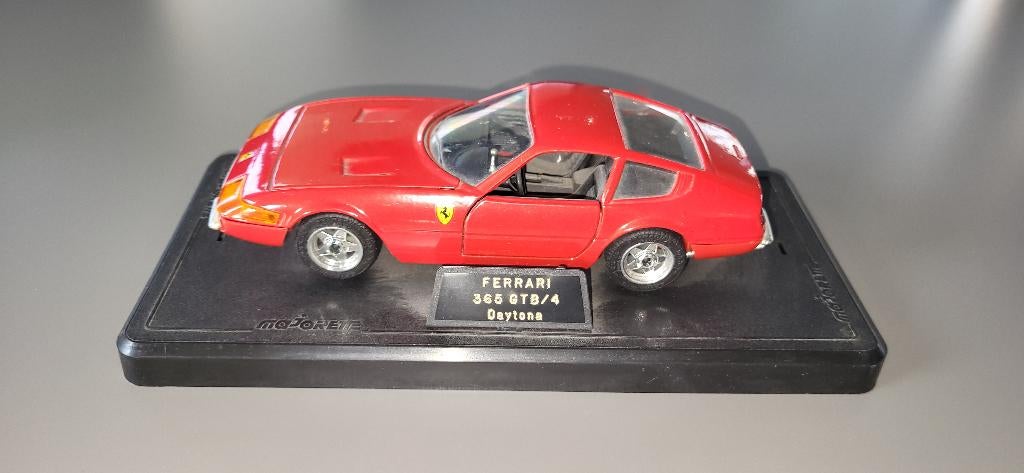 Majorette Ferrari 365 GTB/4 Daytona (1:24), Ophalen of Verzenden, Zo goed als nieuw, Auto, Overige merken