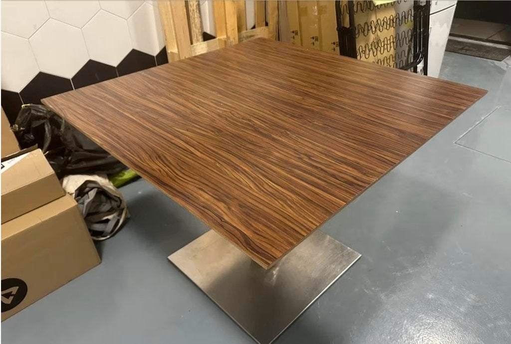 Prachtig notenhout eettafel, Ophalen, 50 tot 100 cm, Vierkant, 50 tot 100 cm